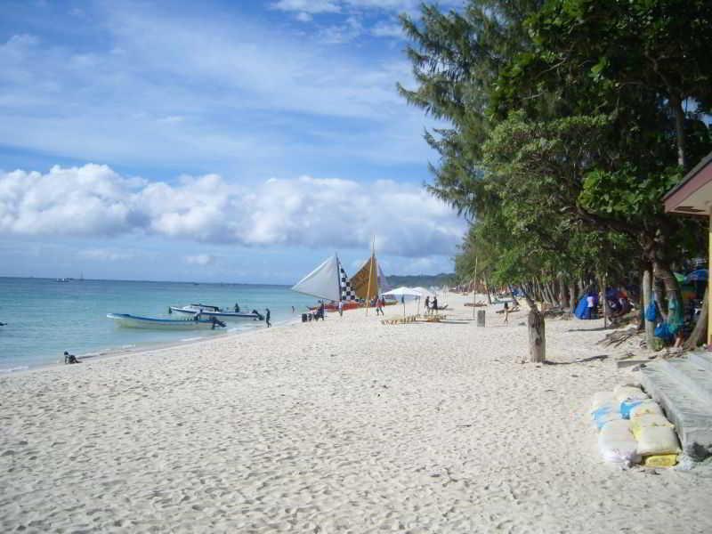 Sulu Plaza Hotel Manoc-Manoc Exterior photo