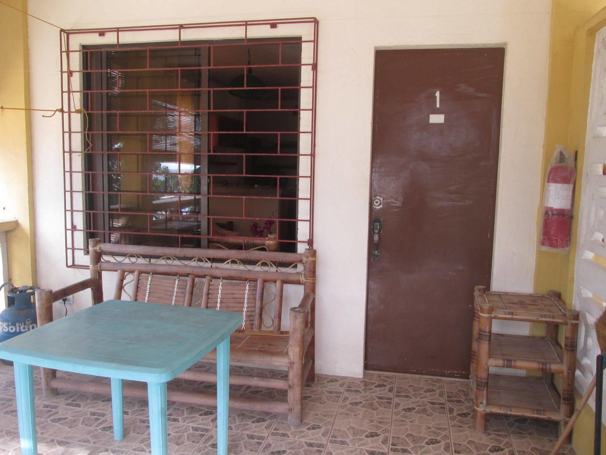Sulu Plaza Hotel Manoc-Manoc Exterior photo