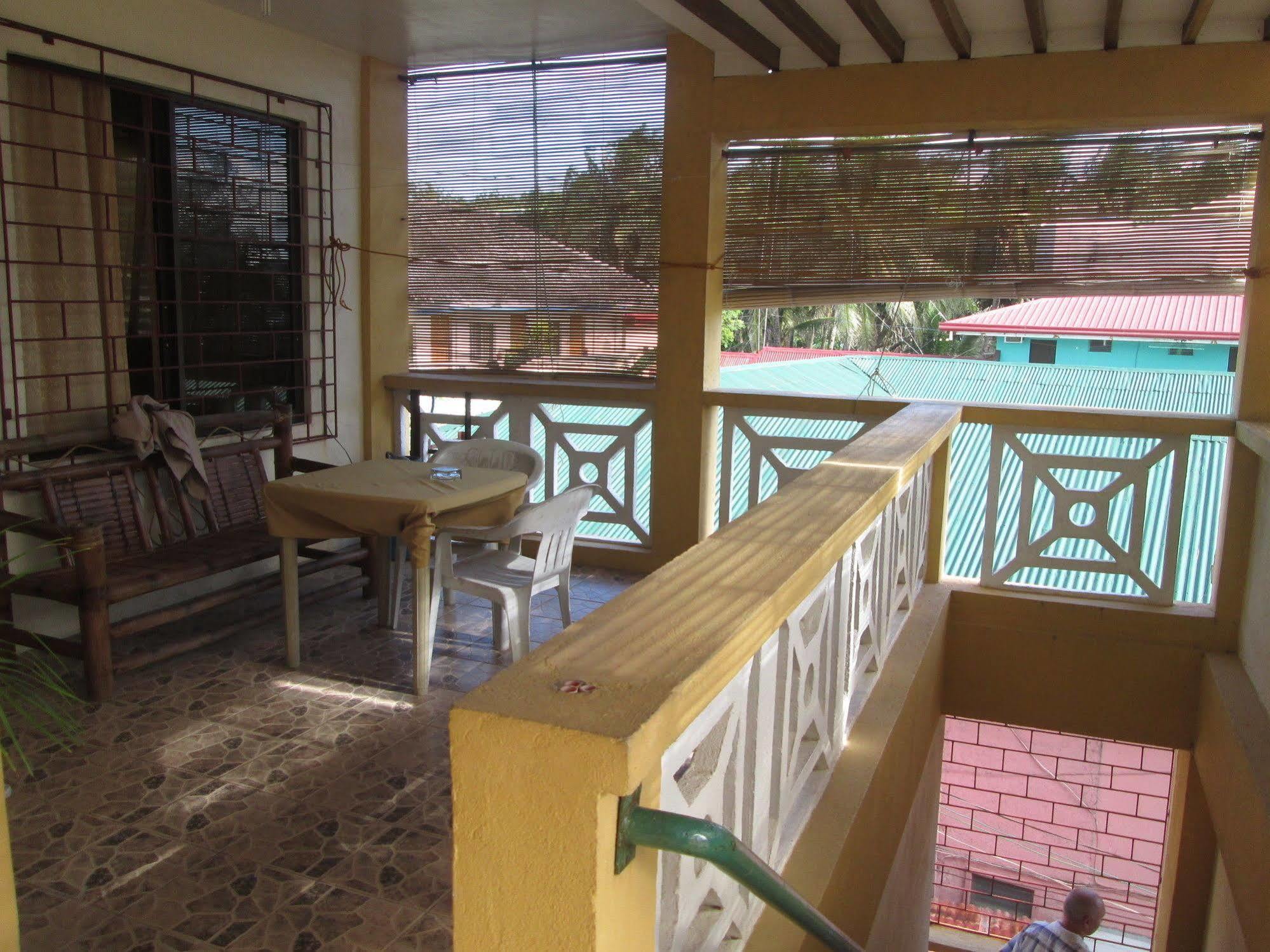 Sulu Plaza Hotel Manoc-Manoc Exterior photo